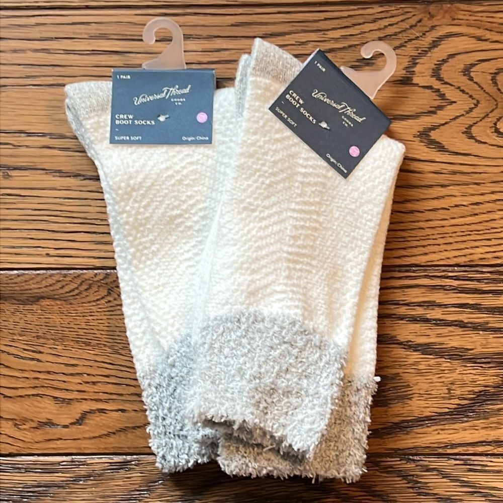 2-Bundle Universal Thread Women's Sz 4-10 Cozy Crew Bot Socks Ivory and grey D14